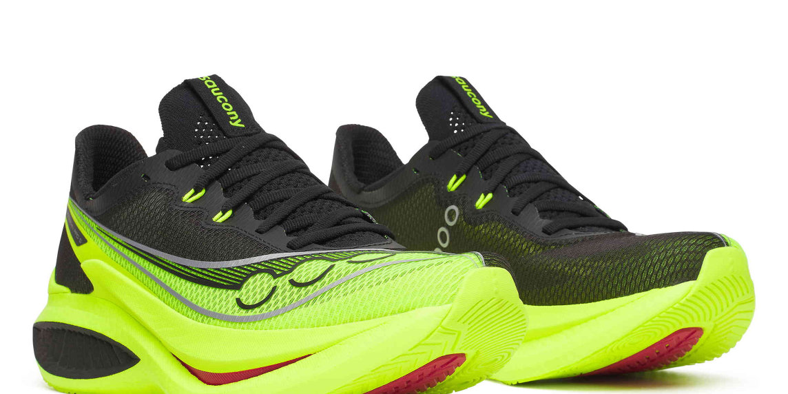 Saucony Endorphin Pro 5: la prima con piastra scanalata in carbonio