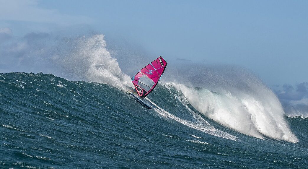 Marc Paré vs Morgan Noireaux