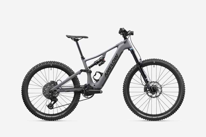 avinox m2s - amflow PR