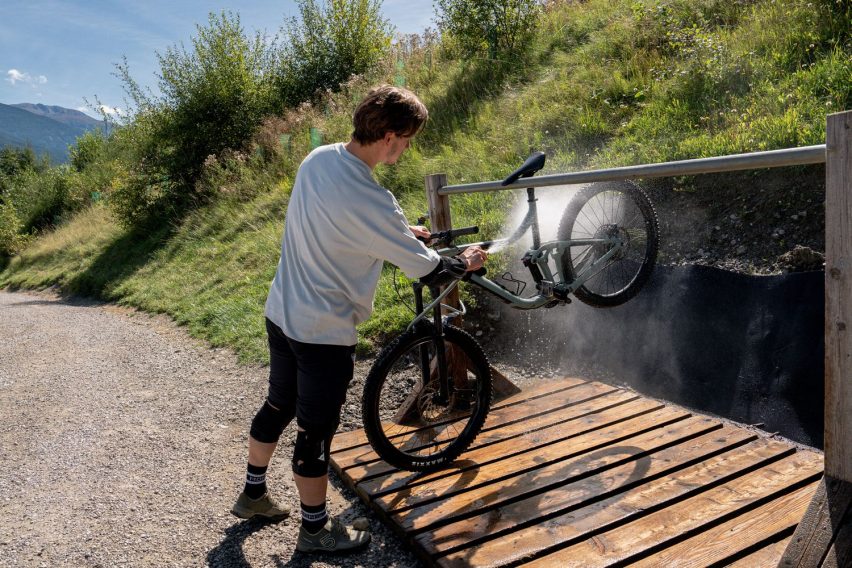 mtb tirolo - lavaggio bici