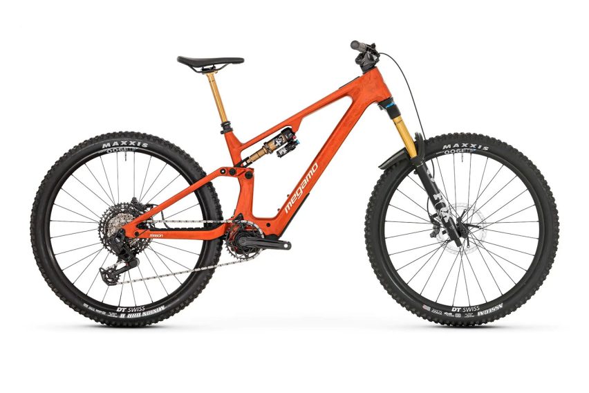 avinox m2s - megamo reason