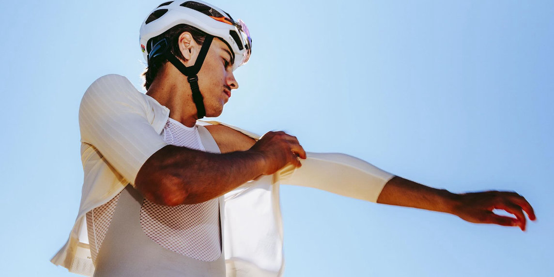 Santini AERO RACE: la maglia che trasforma la CO₂ in velocità