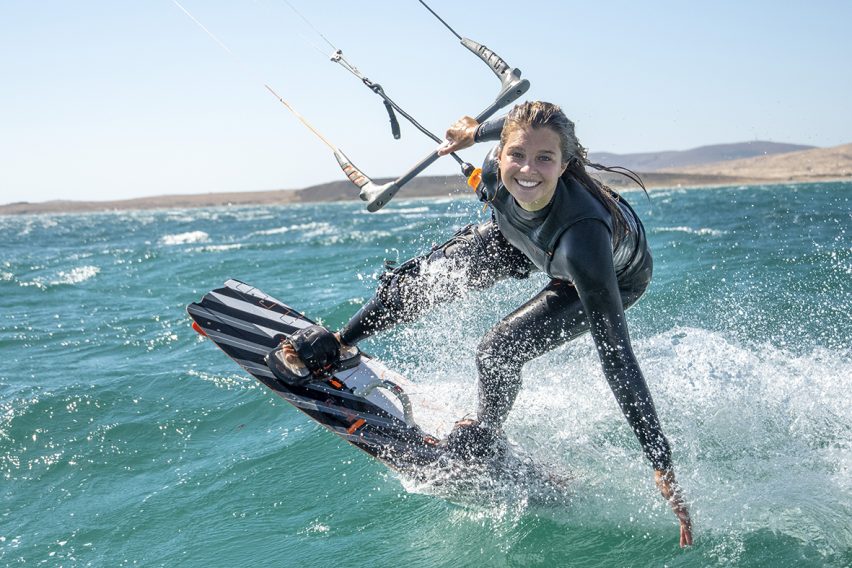 Bikini Tribe Girls Camp kitesurf