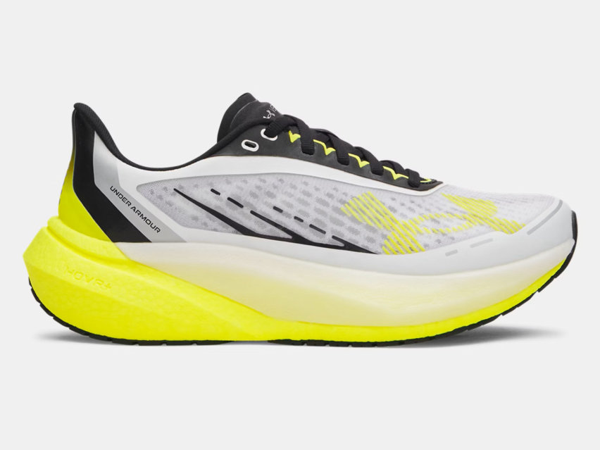 Nella foto sopra l'innovativa e quasi futuristica Under Armour Velociti Distance