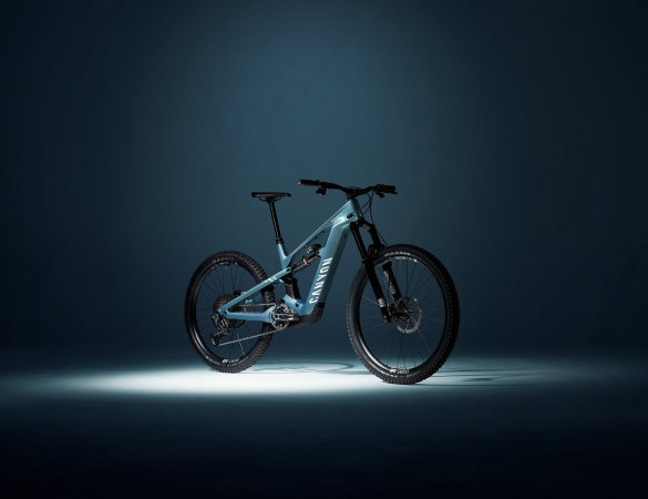 Canyon Strive:ON: più potente, più robusta, più evoluta