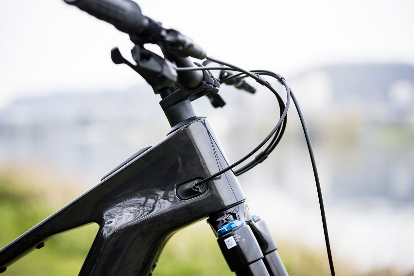 Canyon Strive:ON 2026 - passaggio cavi