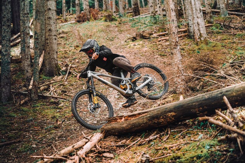 mondraker anark my26 - action 2