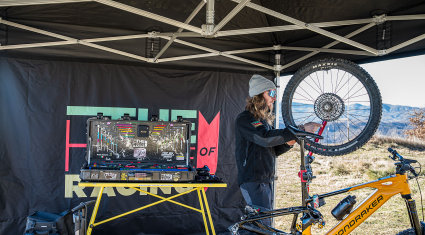 toolboxwars - officina mobile the house of racing - cover