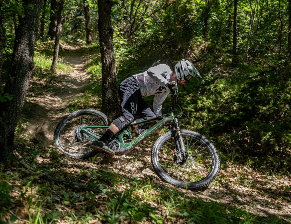 Mondraker Zendit RR S: potenza Avinox e anima Enduro in un’unica piattaforma
