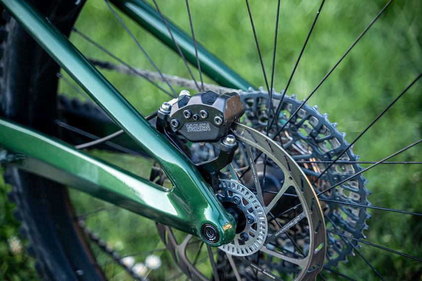 Mondraker Zendit RR S: eMTB full carbon con motore Avinox M2S - freno post
