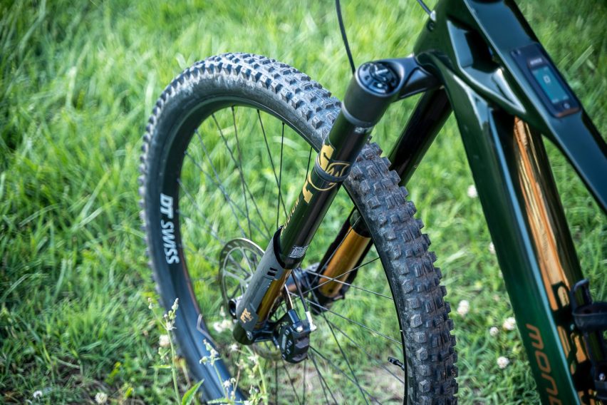 Mondraker Zendit RR S: eMTB full carbon con motore Avinox M2S - forcella 2