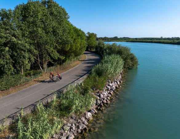 Friuli Venezia Giulia: strade bianche, grandi salite e bike trail tra Alpi e Adriatico
