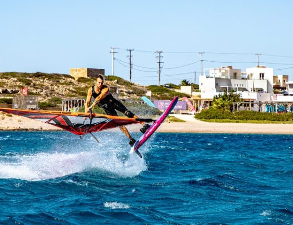 Karpathos, l’isola segreta per le tue vacanze windsurf