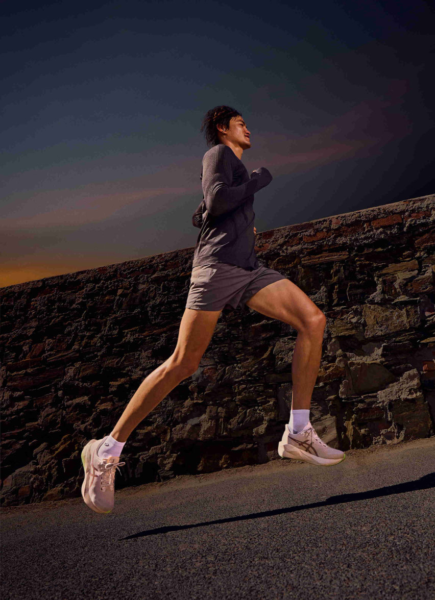 ASICS Novablast 6