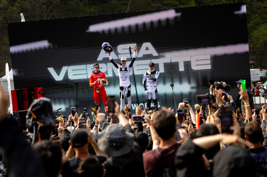 Mountain Bike World Series Mona Yongpyong - podio DH Elite Men