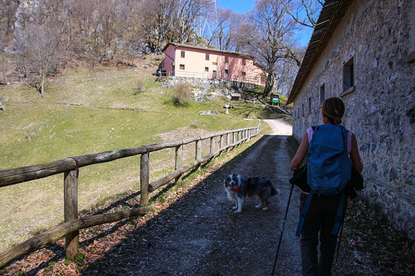 Hiking to Pirlo allo Spino Refuge