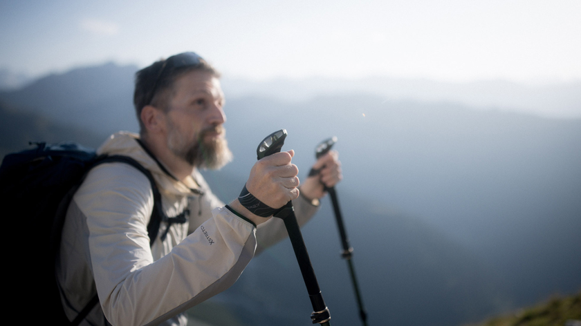 Bastoni Leki Makalu FX Carbon, I tuoi affidabili compagni di escursione