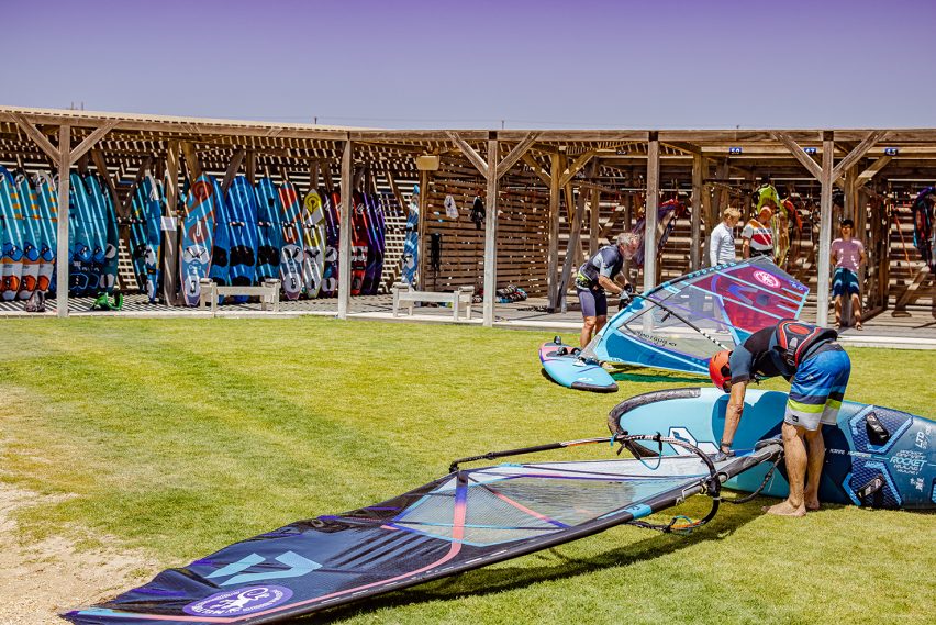 meltemi windsurf karpathos devils bay