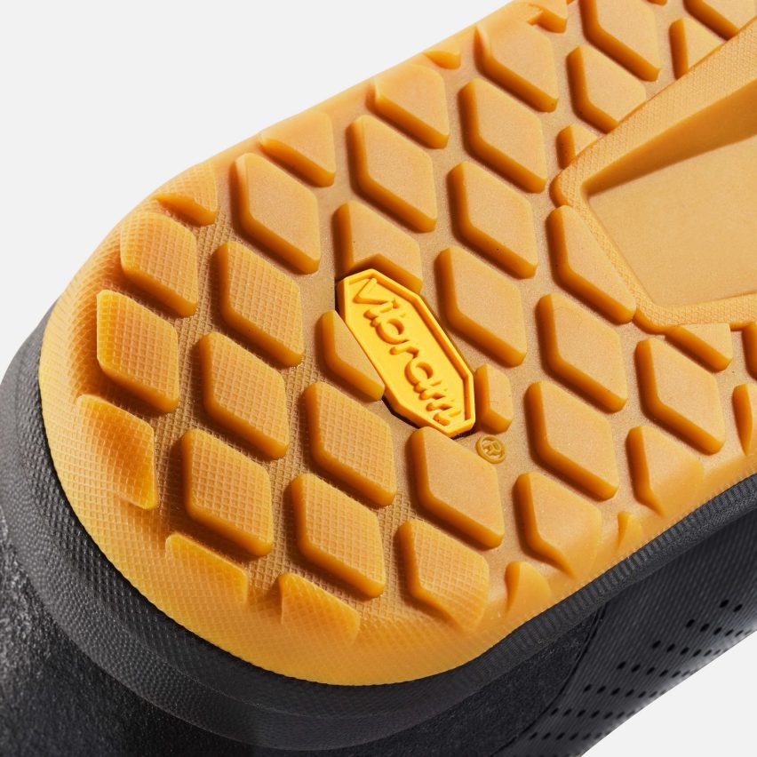 canyon loamr clip - scarpe mtb trail e bike park - suola vibram