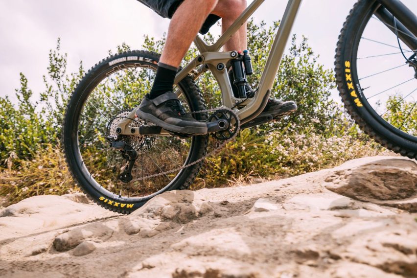 shimano deore m7200 m6200 - gruppo mtb - action