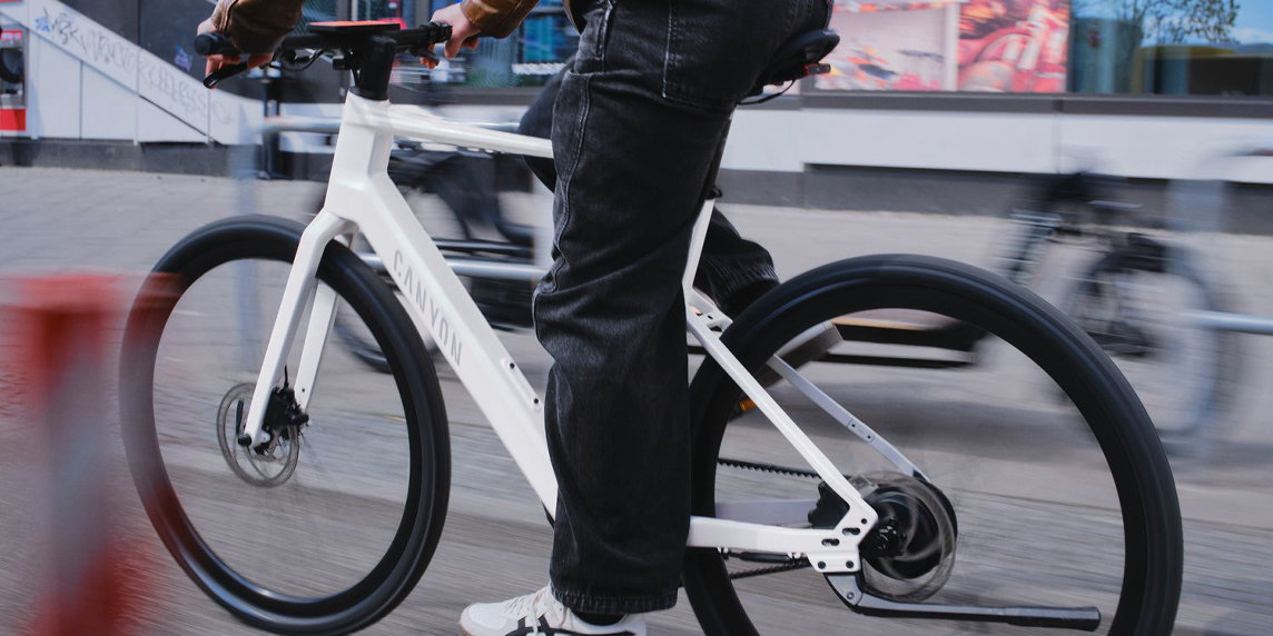Bosch rivoluziona la mobilità urbana: nuovo motore Hub Line, Active Line Plus aggiornata e batterie PowerTube 360/720