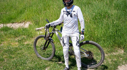 Fox Flexair Diffuse SE maglia e pantaloni MTB - cover