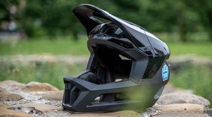 Leatt Gravity 5.0 - test casco full-face enduro - cover