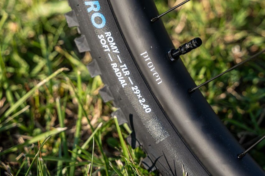 Hunt Proven Carbon Enduro H_Core V3 - preview ruote mtb - posteriore