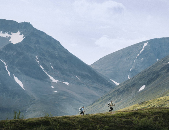 Fjällräven presenta Keb Lätt: il trekking diventa più leggero, senza compromessi