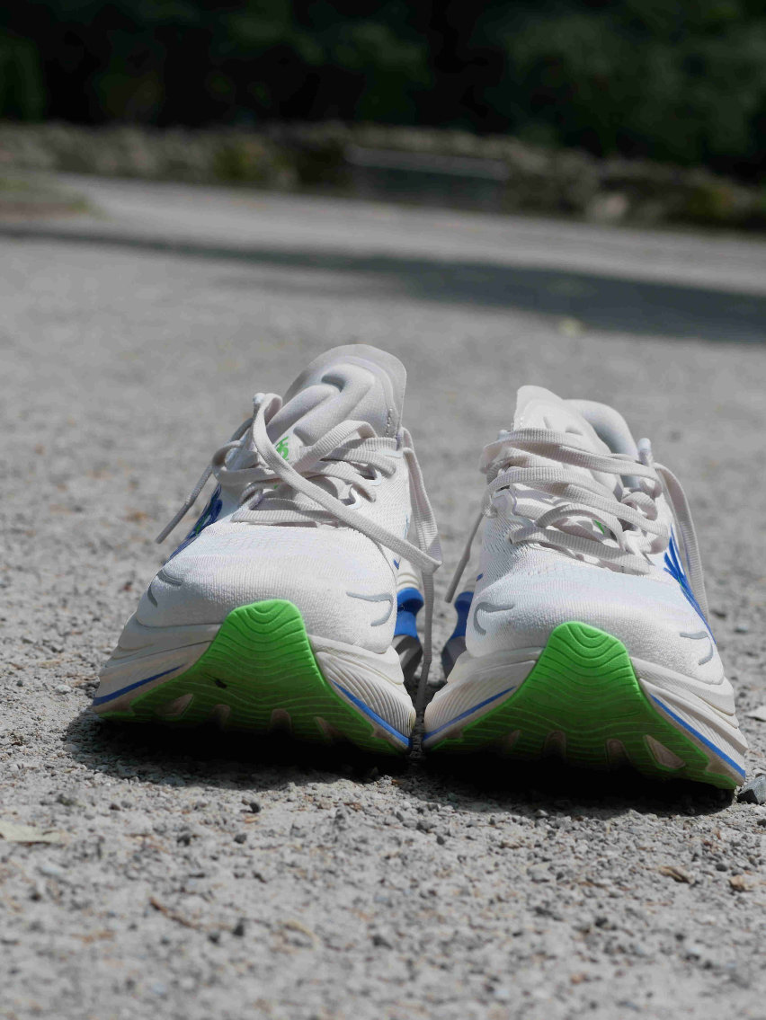 HOKA Skyward X 2, il test