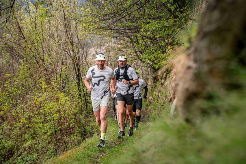 Scorr running press trip