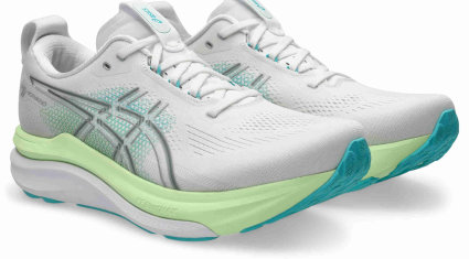 GEL-KAYANO 33 di ASICS