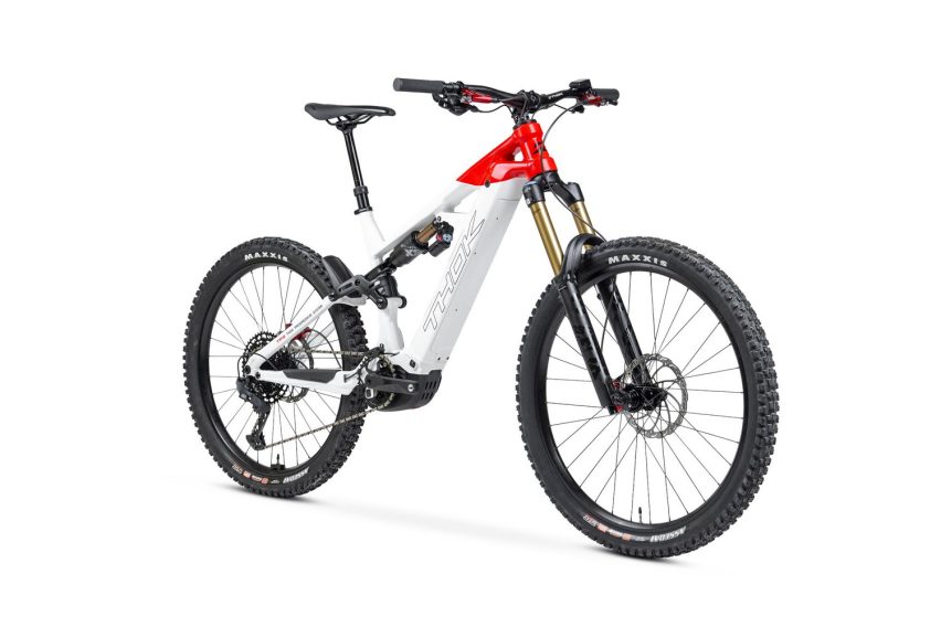 Thok TK02 Factory red-white MY26