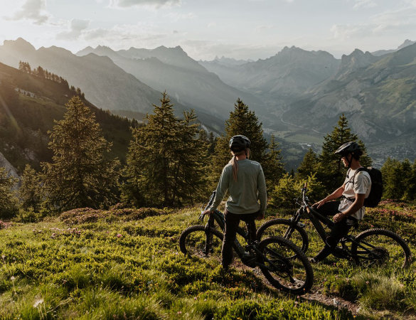 Serre Chevalier & Briançon: estate 2026 tra grandi colli, bike park rinnovato e un territorio che vive di mountain bike