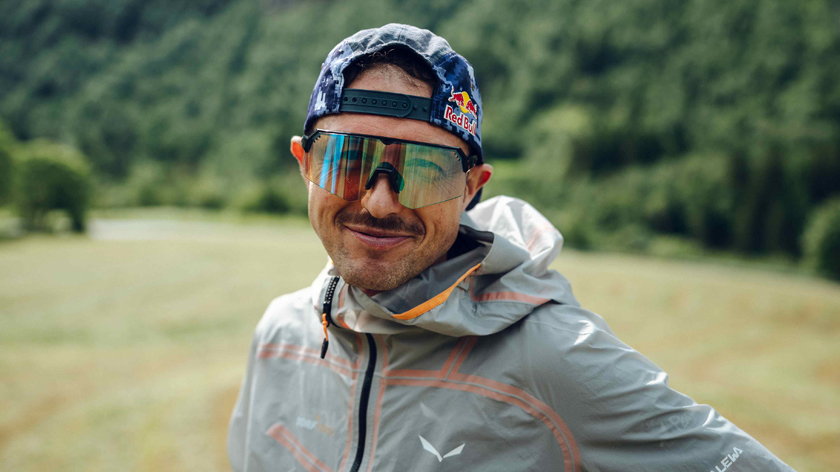 Aaron Durogati stabilisce il nuovo record mondiale 24H Hike & Fly