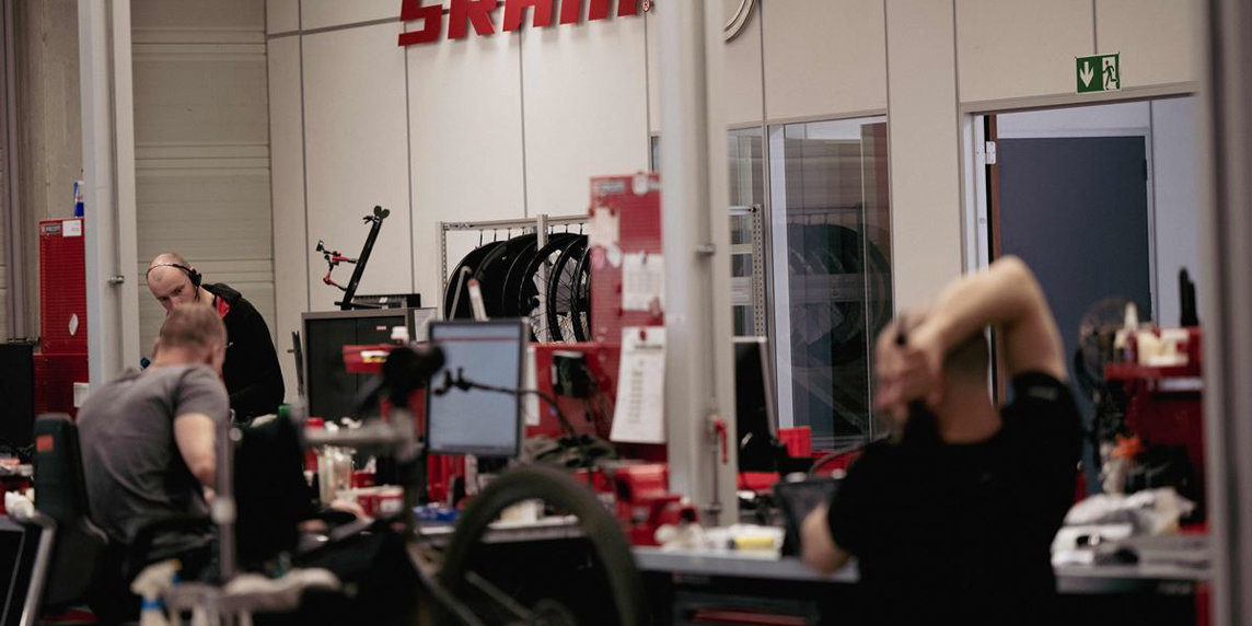Aperto il nuovo SRAM Technical Service Center di Varese: assistenza più rapida e vicina ai rivenditori italiani