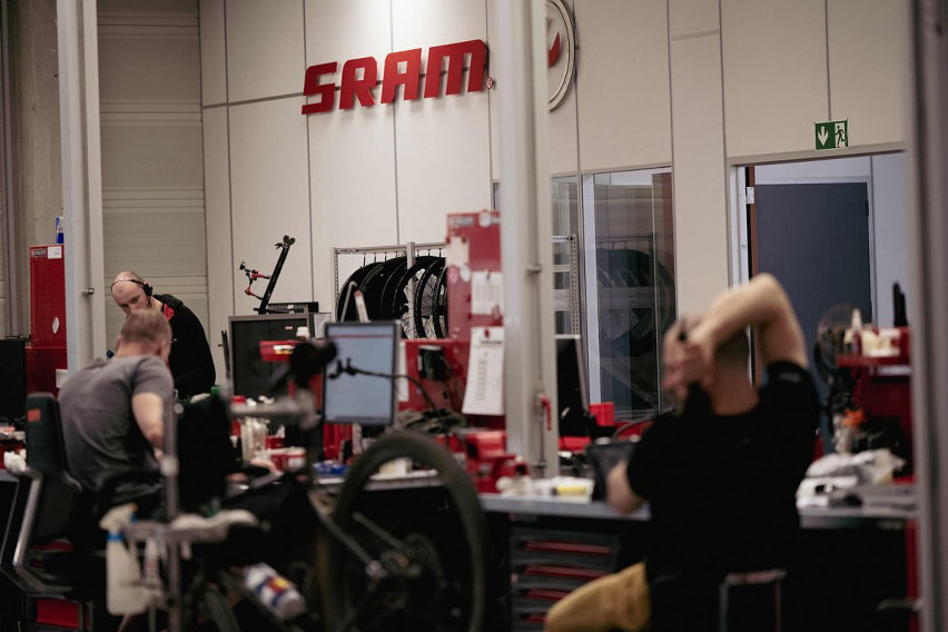 SRAM Technical Service Center Varese sede Morazzone - cover