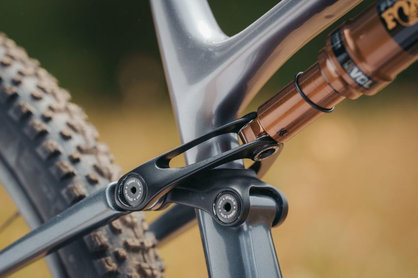 canyon lux trail my26 - link