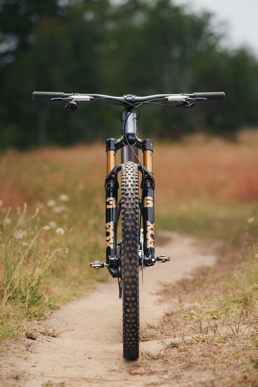 canyon lux trail my26 - frontale