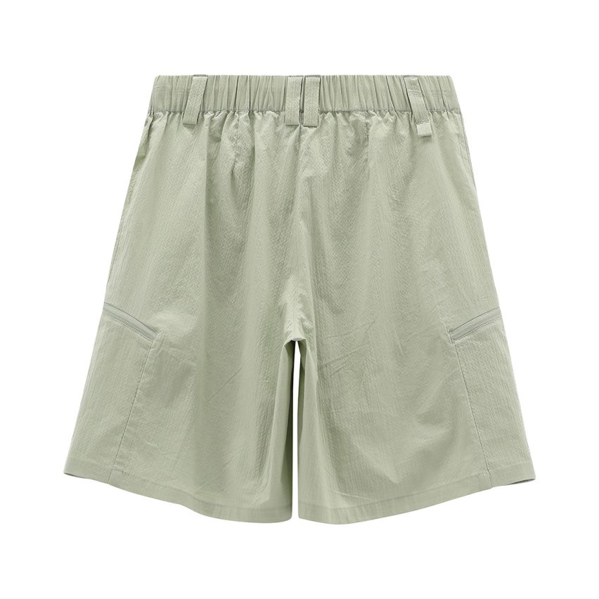 Jeanne Baret Bermuda Acacia