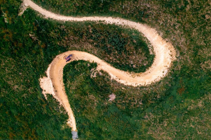 experience mtb vallese - leukerbad - jales flow trail 01