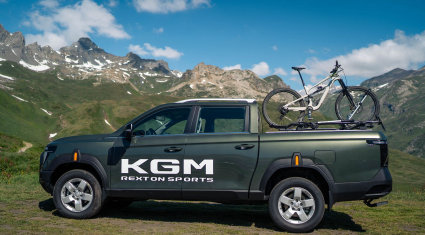 KGM Rexton Sports XL - cover