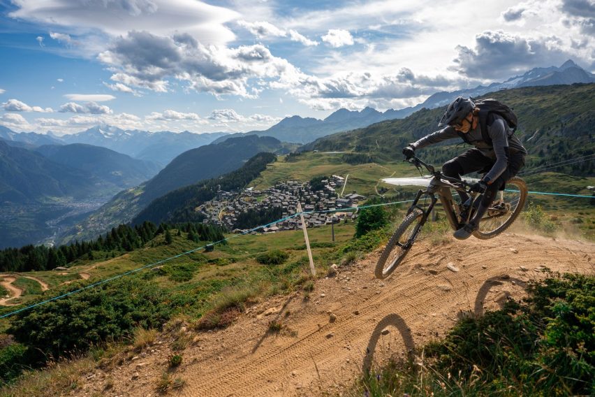 experience mtb vallese - aletsch arena - flowtrail wurzenbord - 01