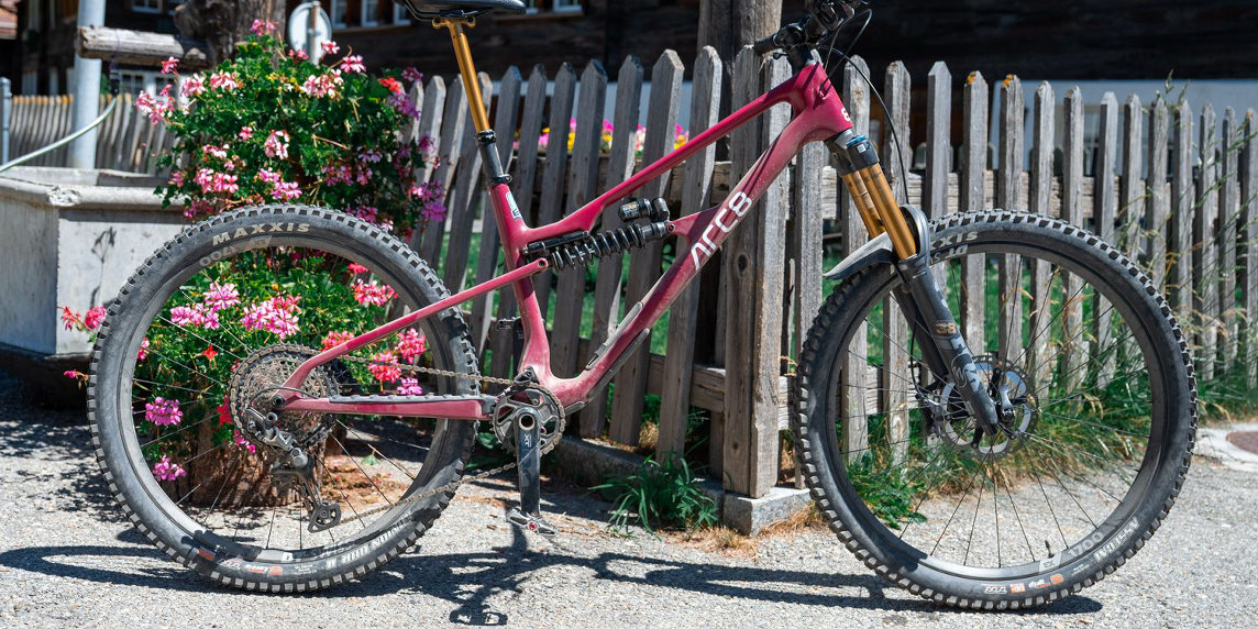 [SHORT TEST] Arc8 Extra Coil: l’Enduro svizzera che sorprende per reattività e controllo