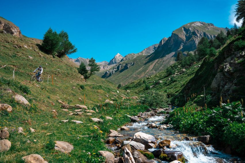 experience mtb vallese - leukerbad - torrenttrail bike 03