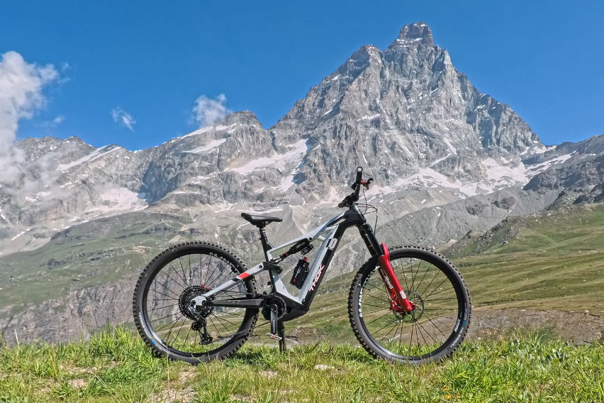 thok tp4 capsule collection - emtb short test - bici lato dx 02