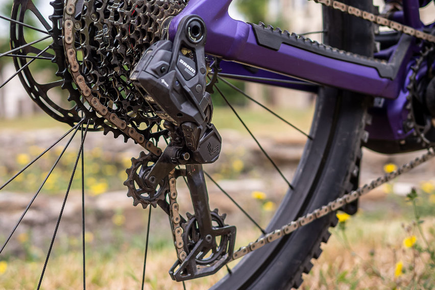 mondraker scree rr - emtb short test - cambio sram