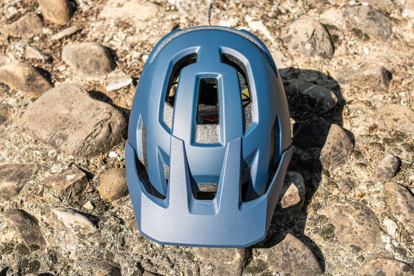 Alpina Taunus MIPS & Lumin - test review - top