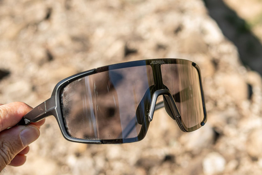 Alpina Taunus MIPS & Lumin - test review - occhiali fronte 01