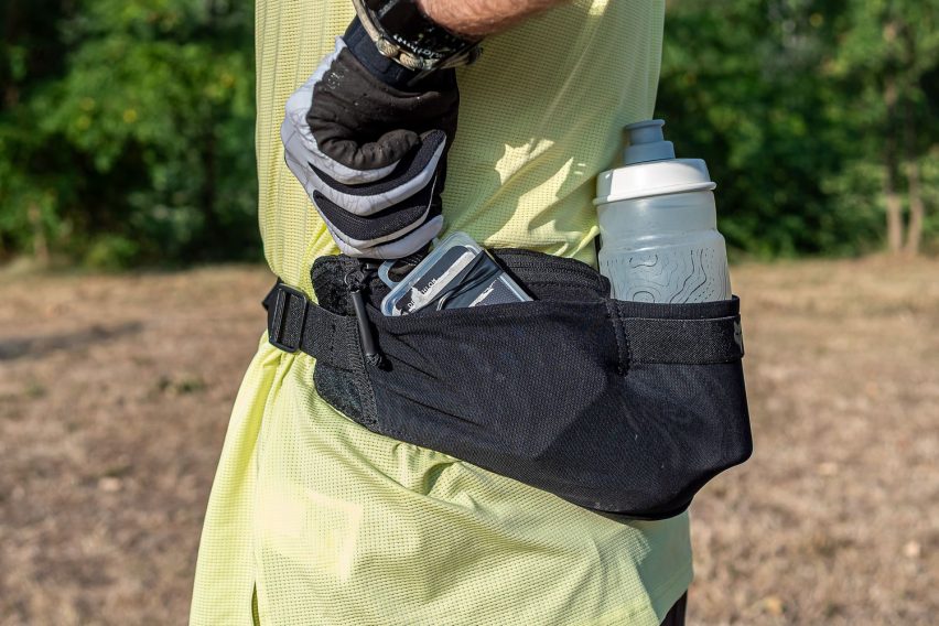 marsupio mtb - guida pratica - fox summit hip pack - tasca laterale